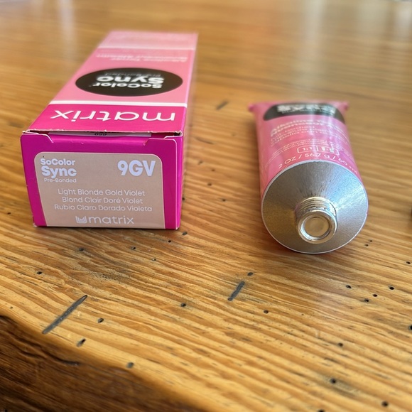 Matrix SoColor Sync 9GV - Picture 2 of 2